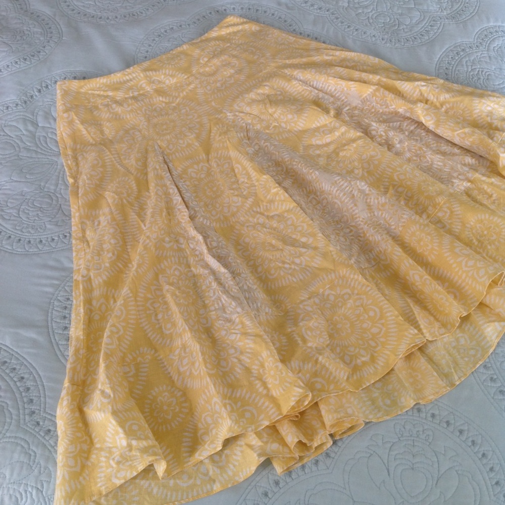 LOFT spring yellow skirt
